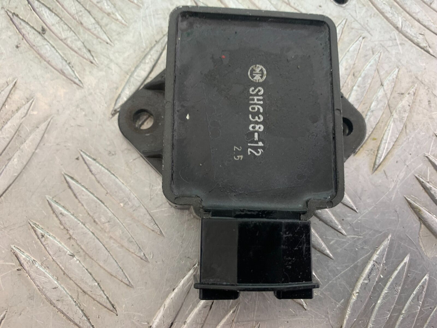 HONDA VFR750 VFR 750 FL-M-N-P REGULATOR  YEAR 1990-93 (CMB1093)