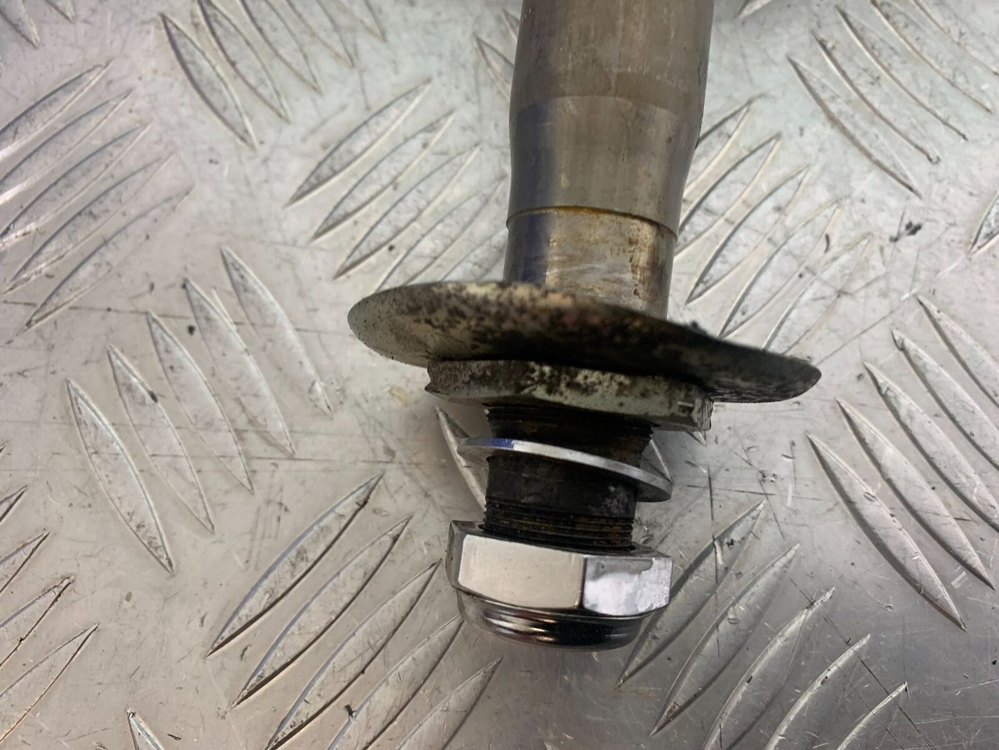 TRIUMPH 955i SPRINT ST BOTTOM YOKE YEAR 1999-2004 (CMB1124)
