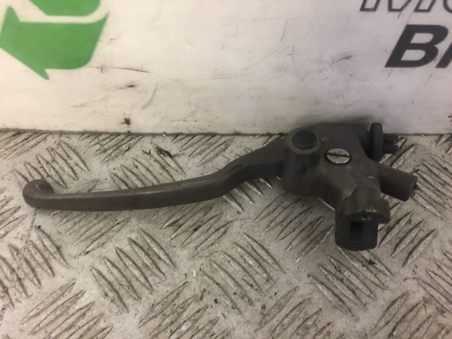 HONDA NT650 V DEAUVILLE CLUTCH LEVER AND BRACKET  YEAR 2000 (STOCK NO 336)