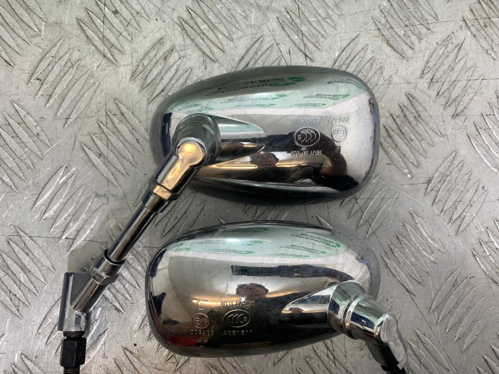 HONDA VT700 VT 700 SHADOW MIRRORS   YEAR 1984-85 (CMB1328)