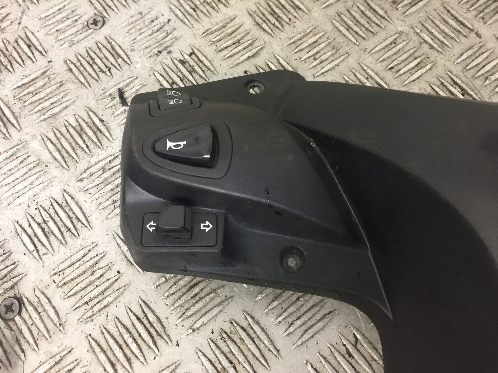 HONDA VISION NSC110 NSC 110 SWITCH GEARS  YEAR 2012  STOCK 600