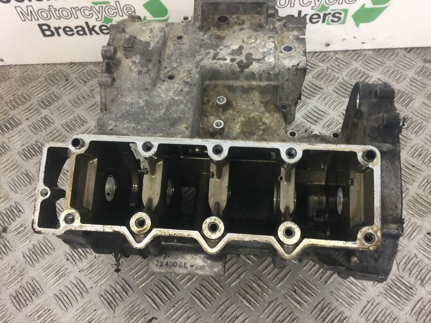 KAWASAKI ZXR400 ZXR 400 L CRANK CASINGS  YEAR 1991 1994