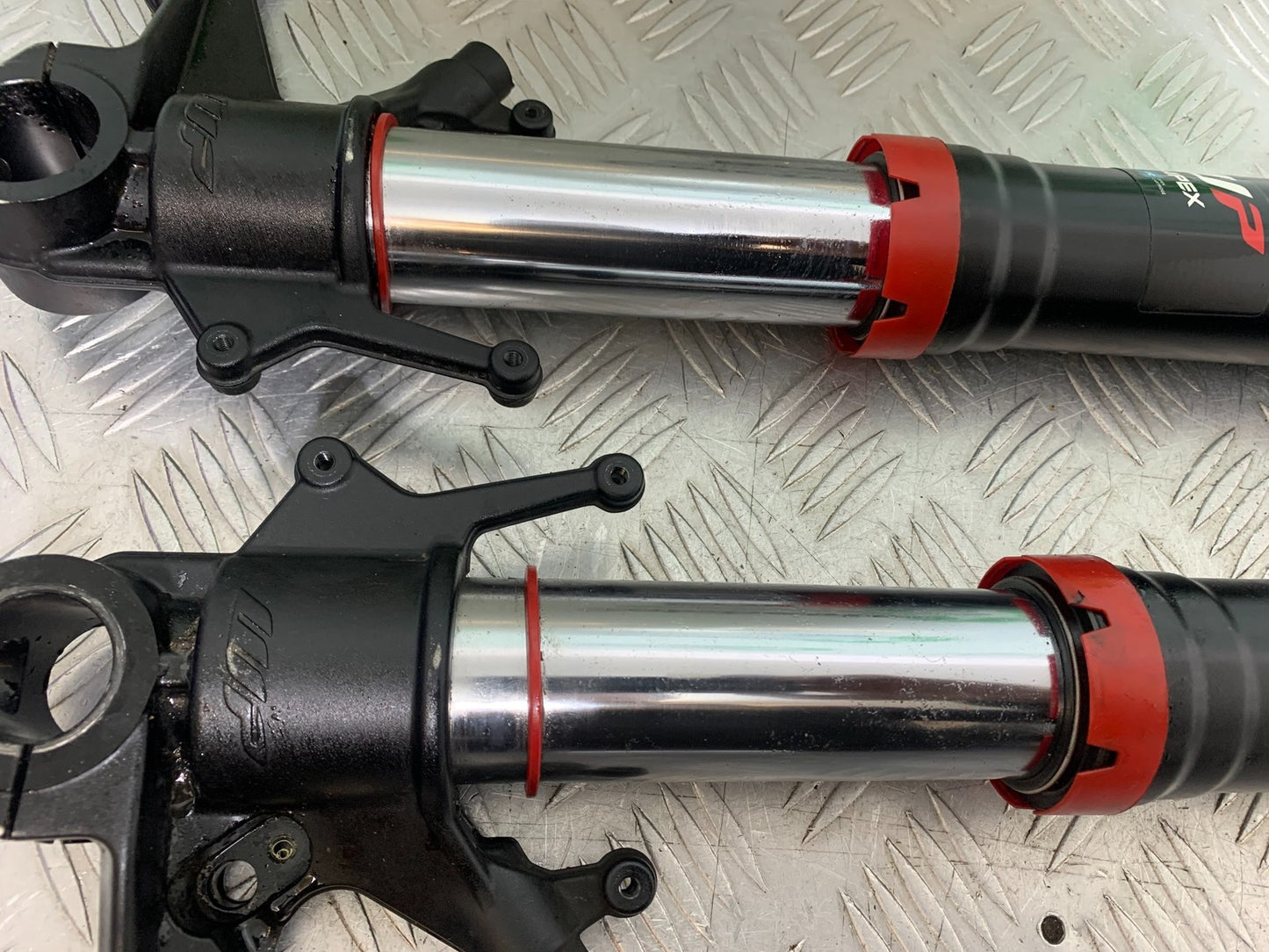 KTM 1290 SUPER DUKE R FORKS (SLIGHTLY BENT) YEAR 2020-2024 (CMB1272)