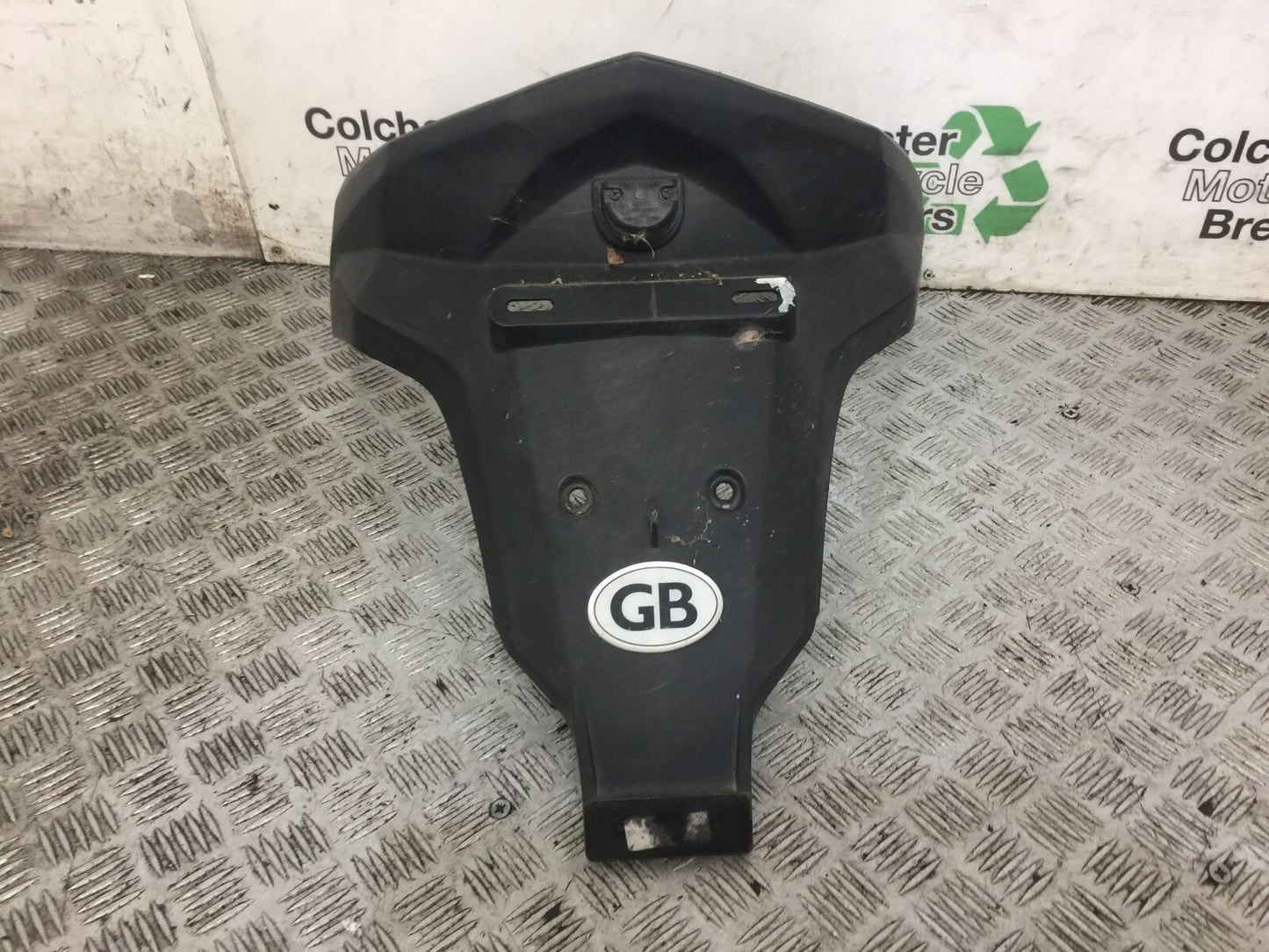 KAWASAKI J300 J 300 REAR MUDGUARD YEAR 2015 (STOCK 711)