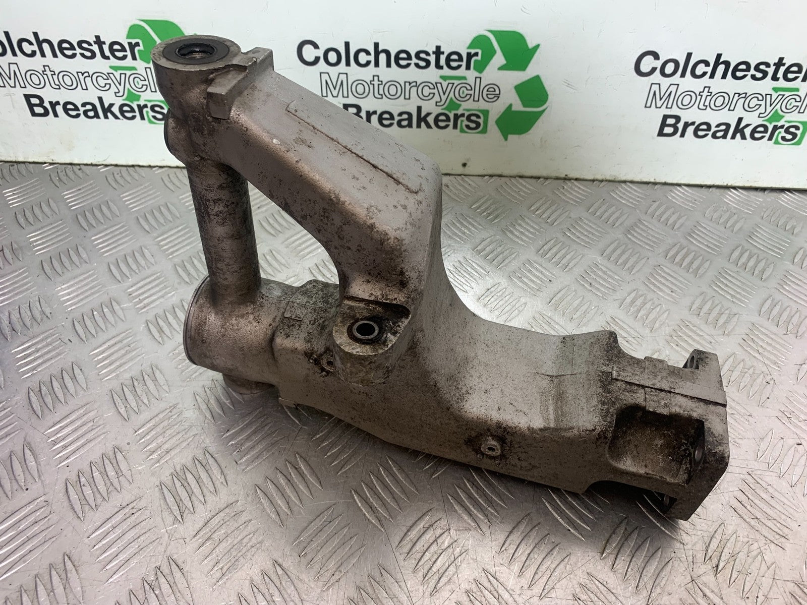 HONDA NTV 600 REVERE SWINGARM  YEAR 1988-1996  (CMB1281)