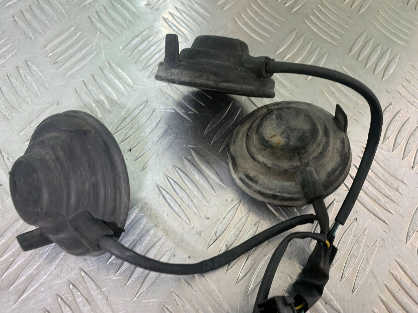 TRIUMPH 1050 SPRINT ST HEADLIGHT SUBLOOM  YEAR 2004-2007 (CMB1089)