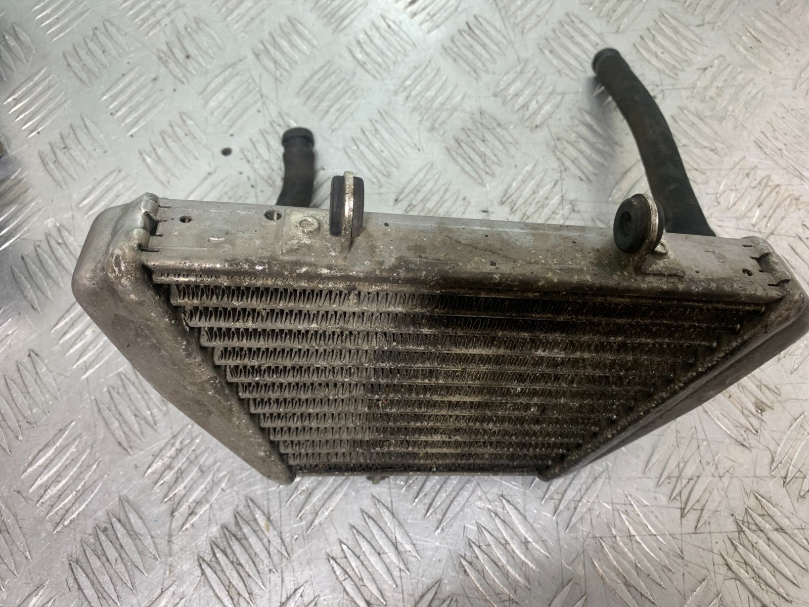 APRILIA TUONO 1000 V4R OIL COOLER  YEAR 2011-13  (CMB1331)