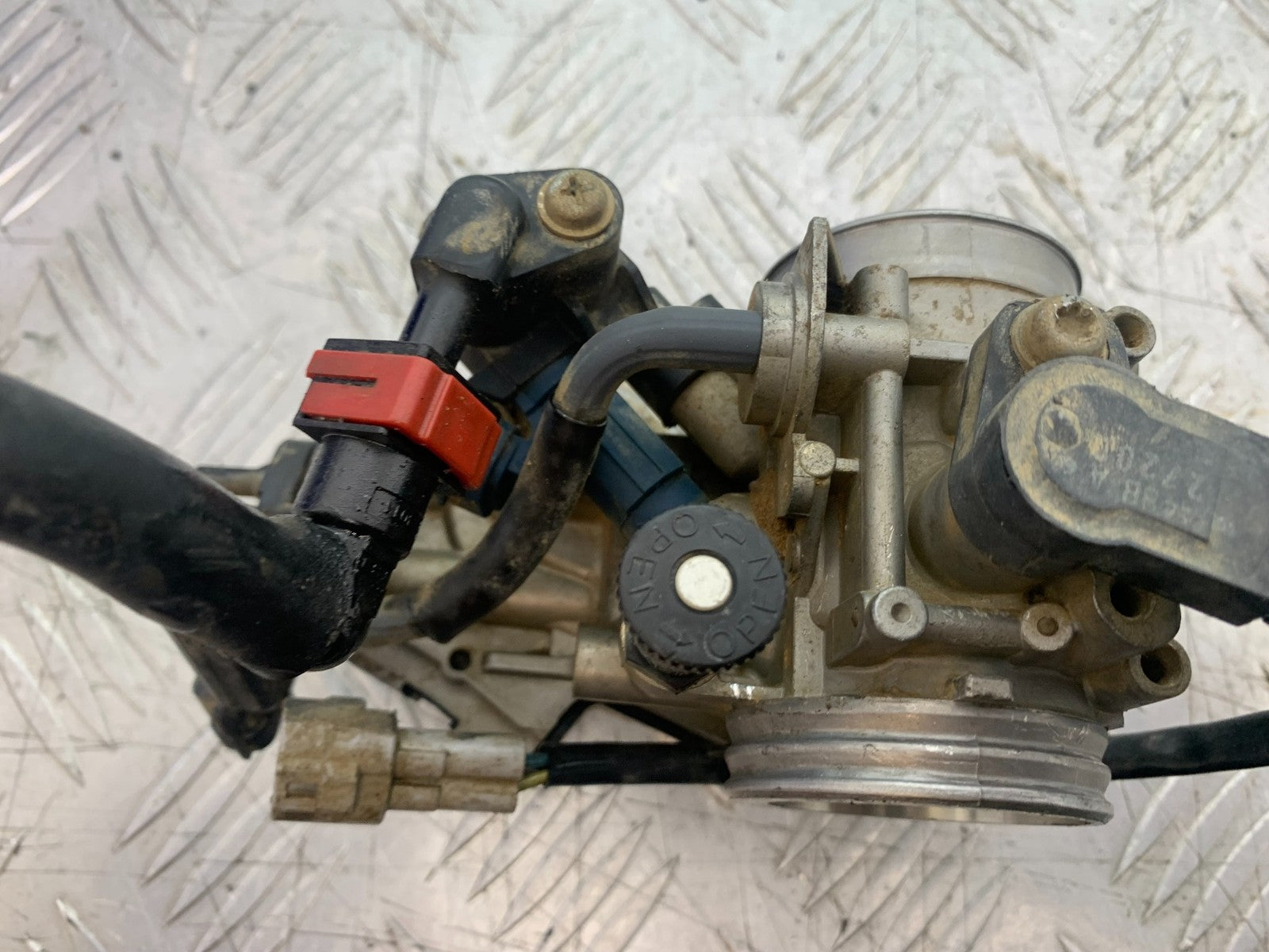 KAWASAKI KXF450 KXF 450 THROTTLE BODY  YEAR 2013 CMB1217)
