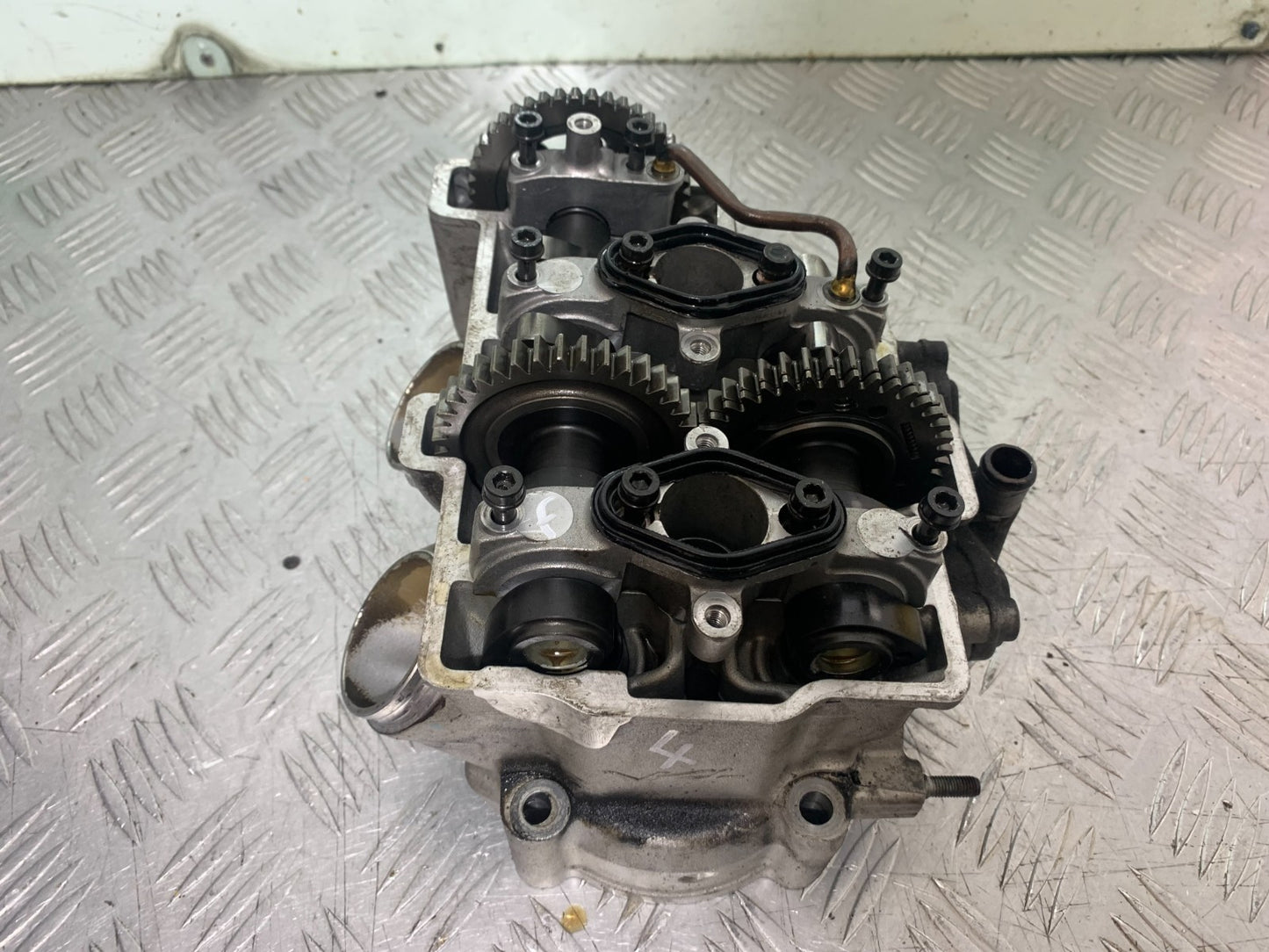 APRILIA TUONO 1000 V4R FRONT CYLINDER HEAD  YEAR 2011-13  (CMB1316)