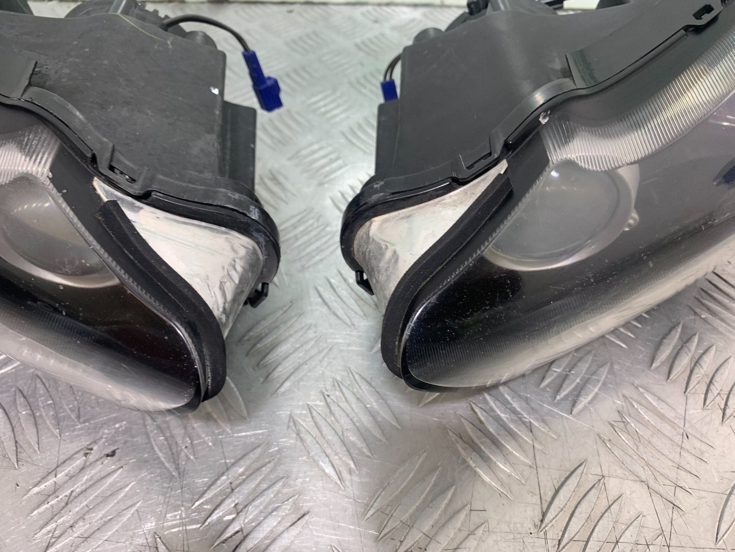 YAMAHA YZF R1 4C8 HEADLIGHT   YEAR 2007-2008 (CMB1237)
