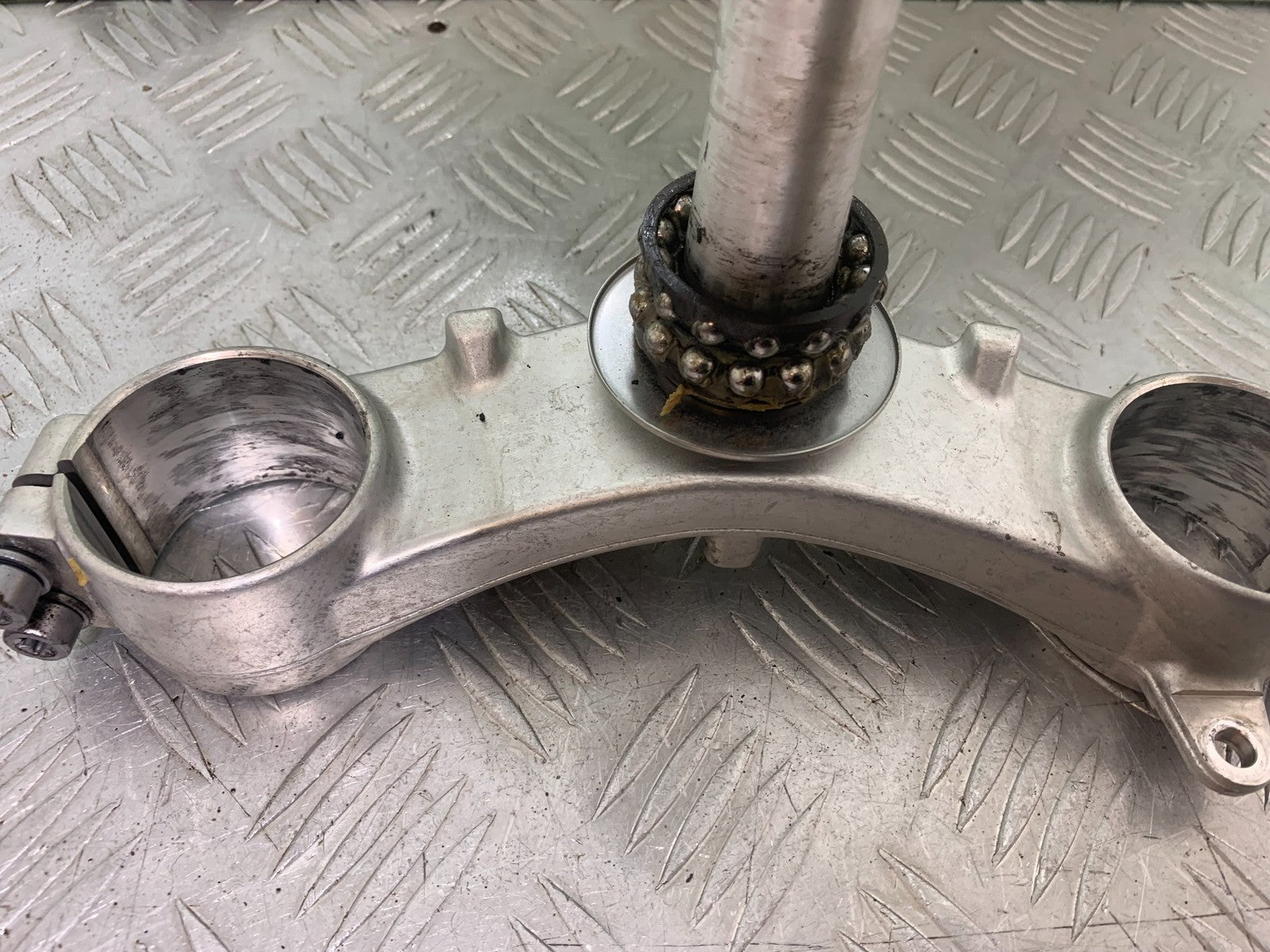 BMW S1000 RR BOTTOM YOKE  YEAR 2015-2018 (CMB1246)