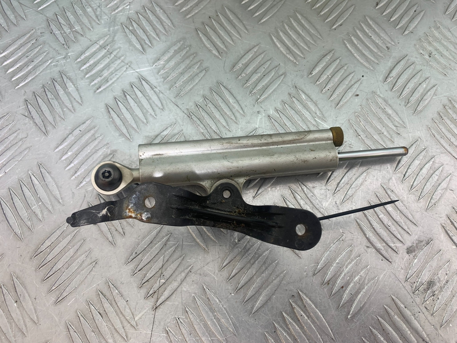 KAWASAKI ZX6R OHLINS STEERING DAMPER  YEAR 2009-2012 (CMB1136)