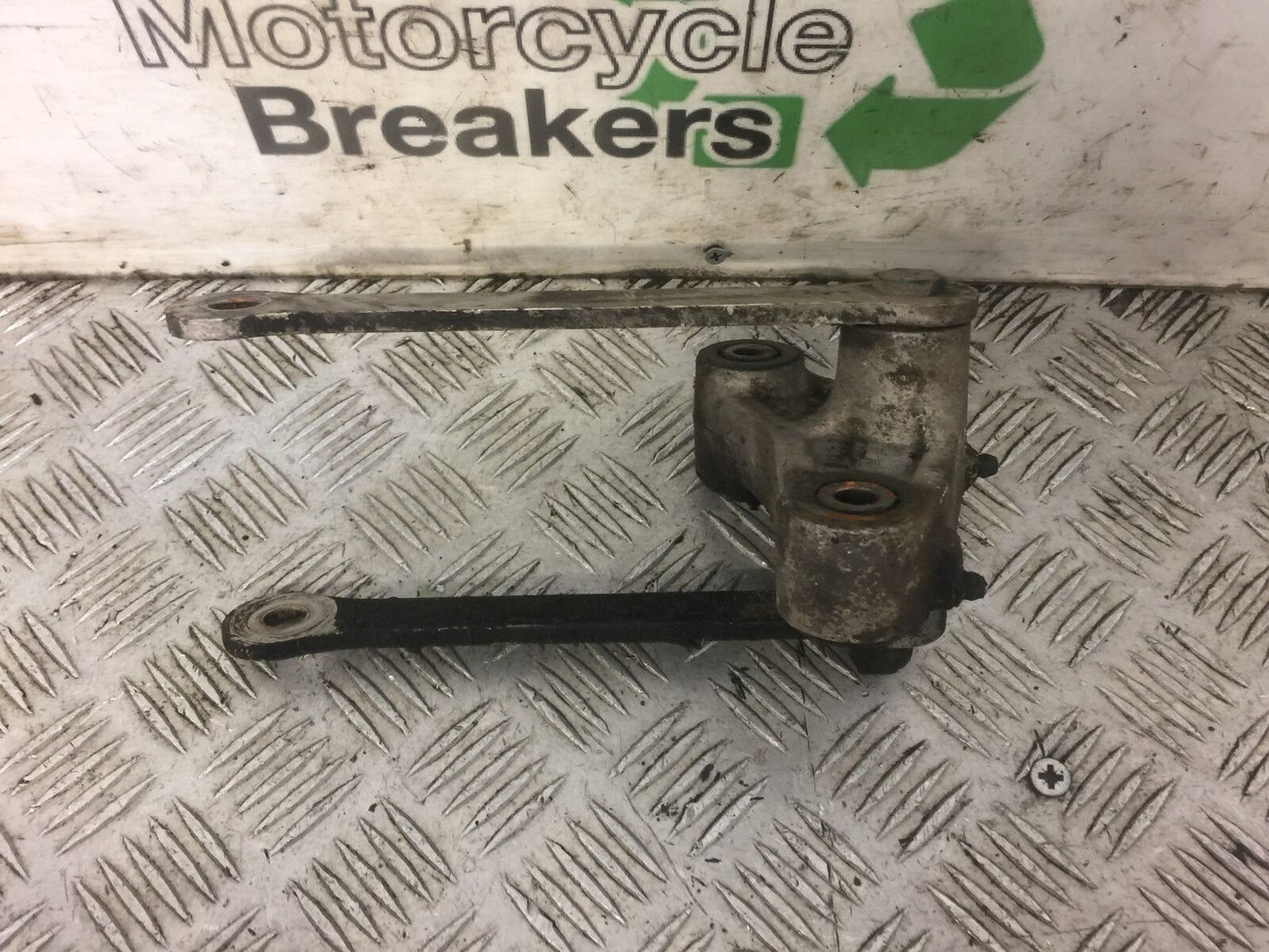 KAWASAKI ZX6R ZX636 REAR SHOCK LINKAGE  YEAR 2002  (STOCK 484)