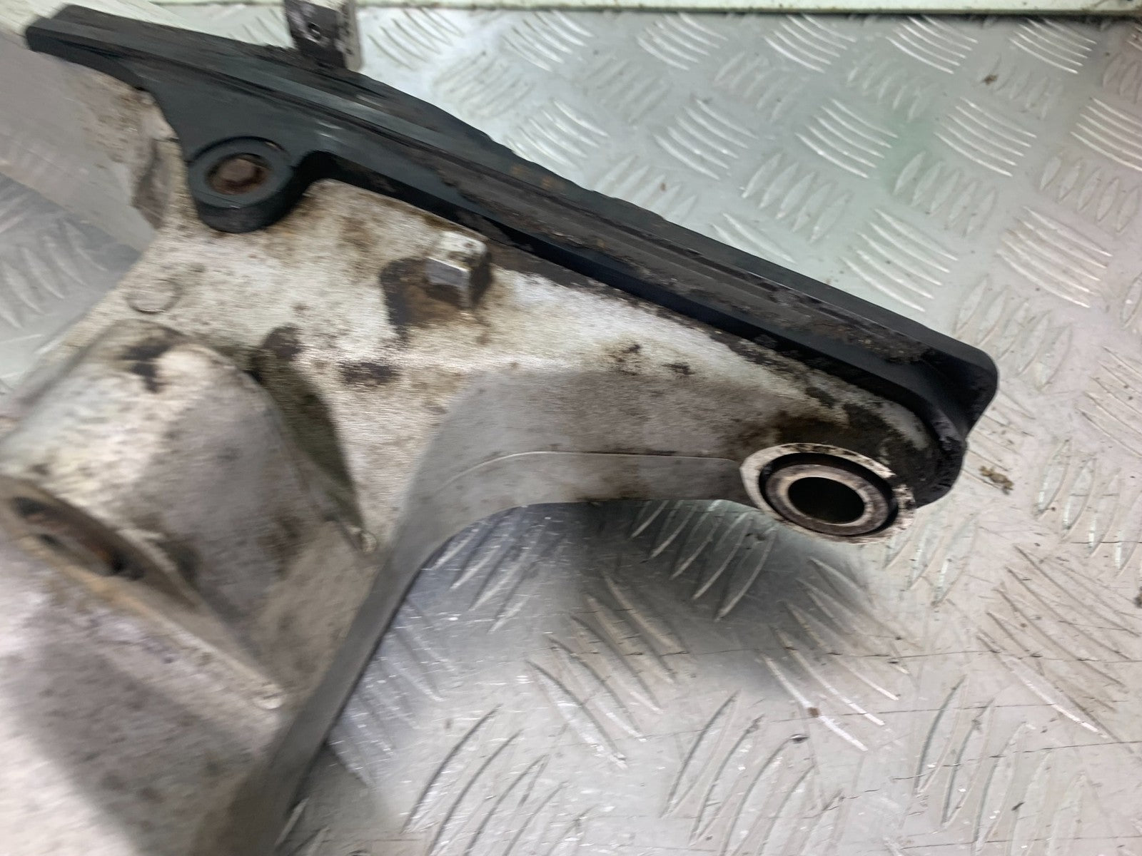 HONDA CBR600 CBR 600 FX FY SWINGARM  YEAR 1999-2000 (CMB1287)