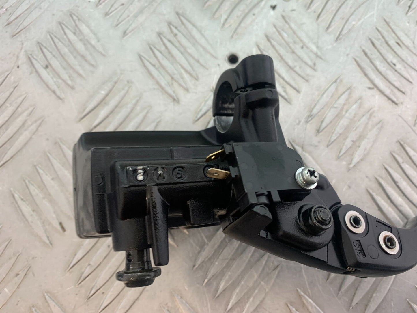 YAMAHA XSR900 XSR 900 FRONT BRAKE MASTER CYLINDER   YEAR 2021-2022 (CMB1073)