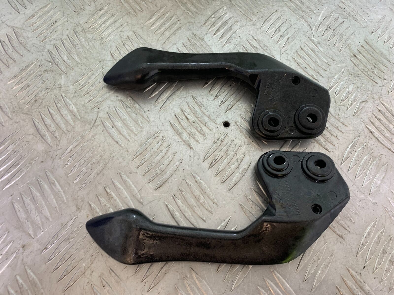 BENELLI BN125 BN 125 GRAB RAILS  YEAR 2018-2021 (CMB1080)