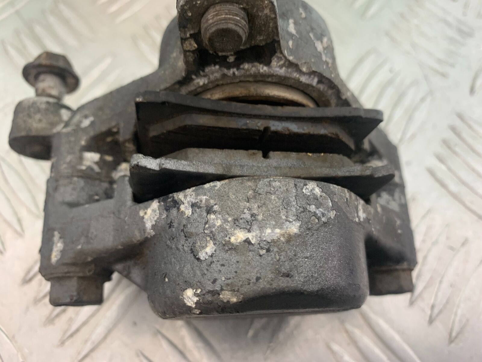 YAMAHA XVS 1100 DRAGSTAR REAR CALIPER  2000-2007 (CMB1108)