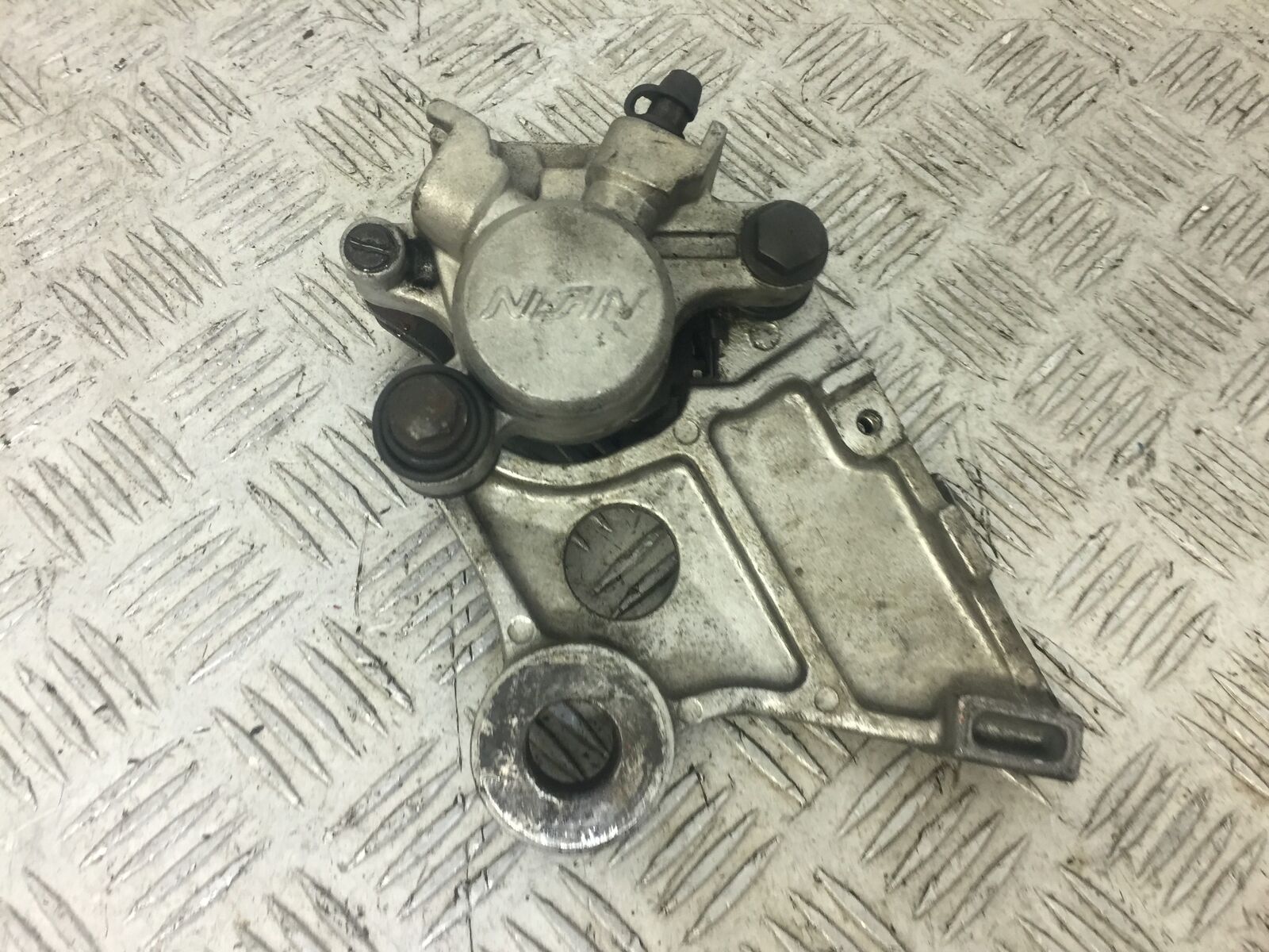 HONDA CBR900 FIREBLADE REAR BRAKE CALIPER  YEAR 1998 - 99 (STOCK 621)