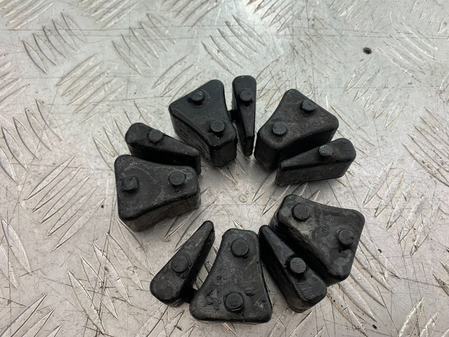 HONDA CB650F CB 650 FA-E CUSH DRIVE RUBBERS   YEAR 2014-2017 (CMB1226)