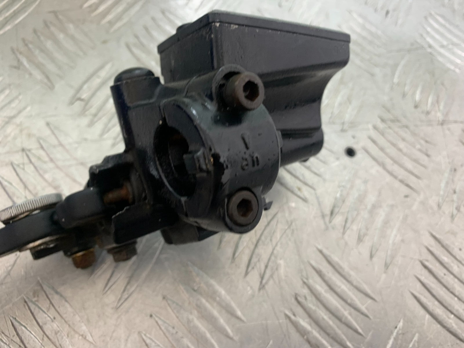 TRIUMPH TROPHY 900 CLUTCH MASTER CYLINDER  YEAR 1991-95 (CMB1251)