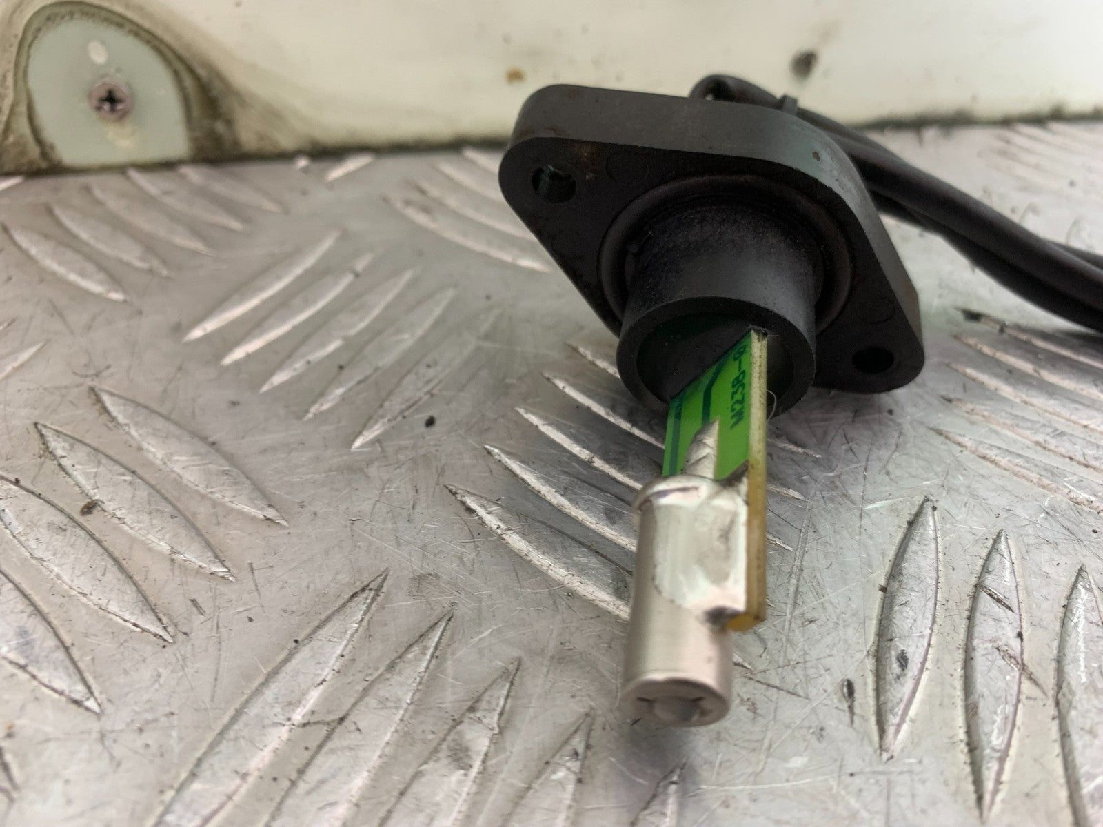 KTM 690 DUKE R LC4 FUEL PETROL TANK SENDER YEAR 2012-2015  (CMB1180)