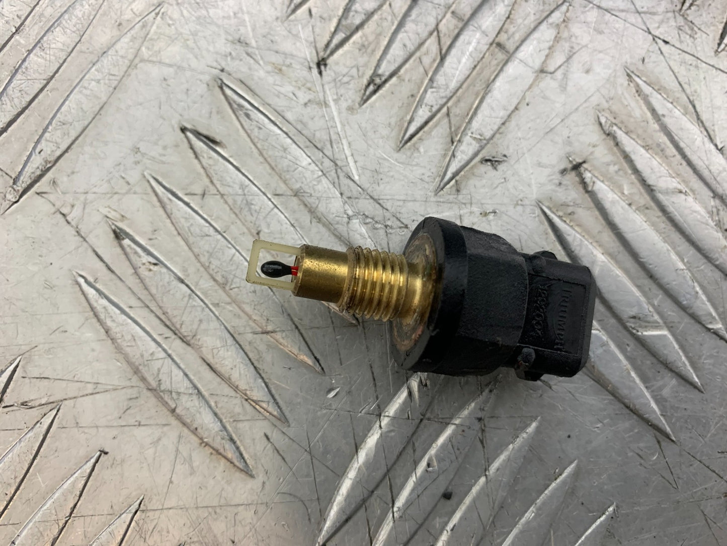 TRIUMPH SPEED TRIPLE R 1050 AIRBOX SENSOR   2009 (CMB1183)