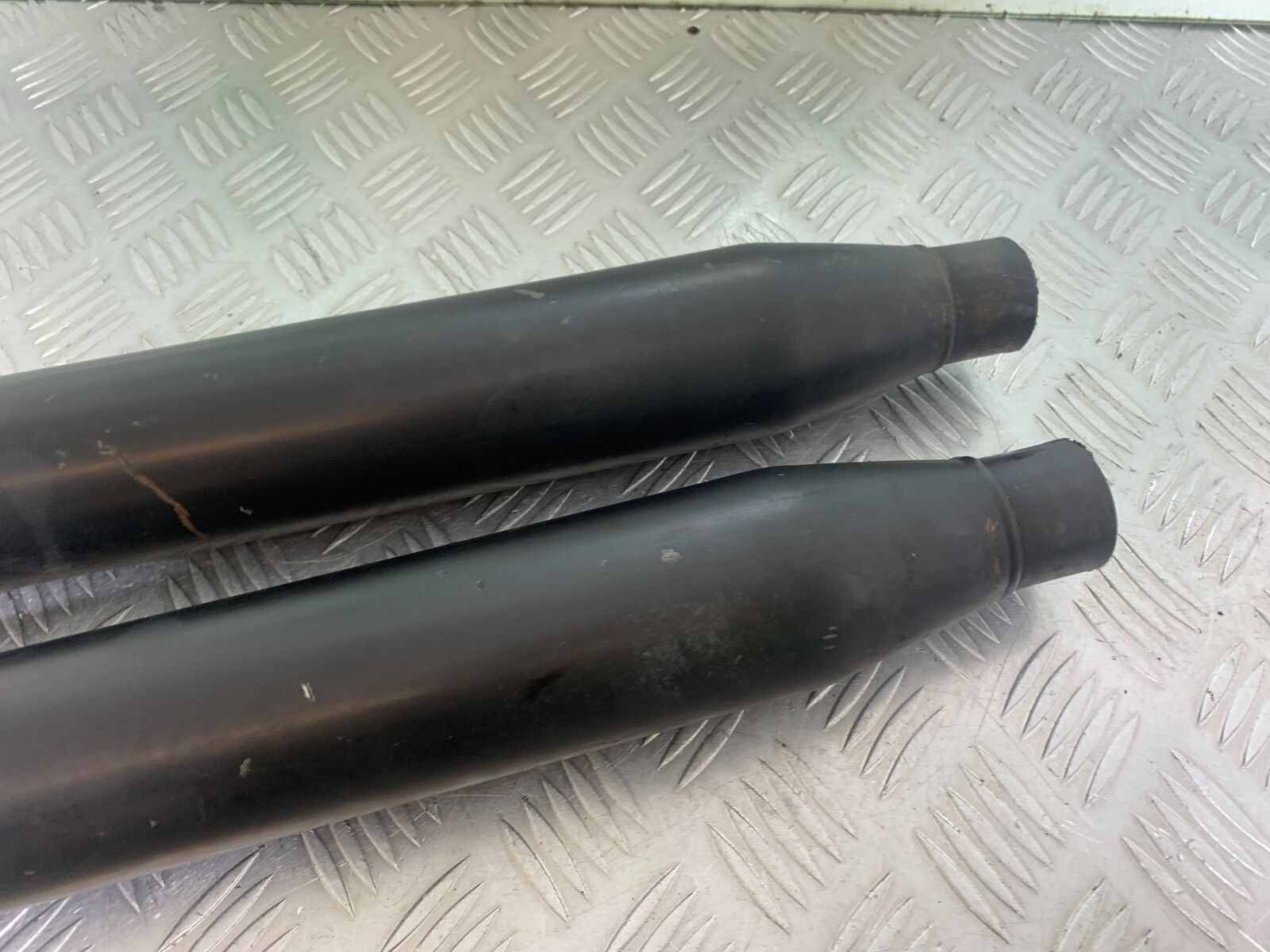 HARLEY DAVIDSON XL883 N IROD SILENCERS   YEAR 2020  (CMB1116)
