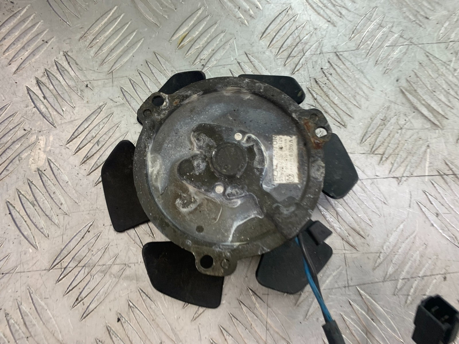 YAMAHA YZF1000 THUNDERACE RADIATOR FAN   YEAR 1997-2000 (CMB1204)
