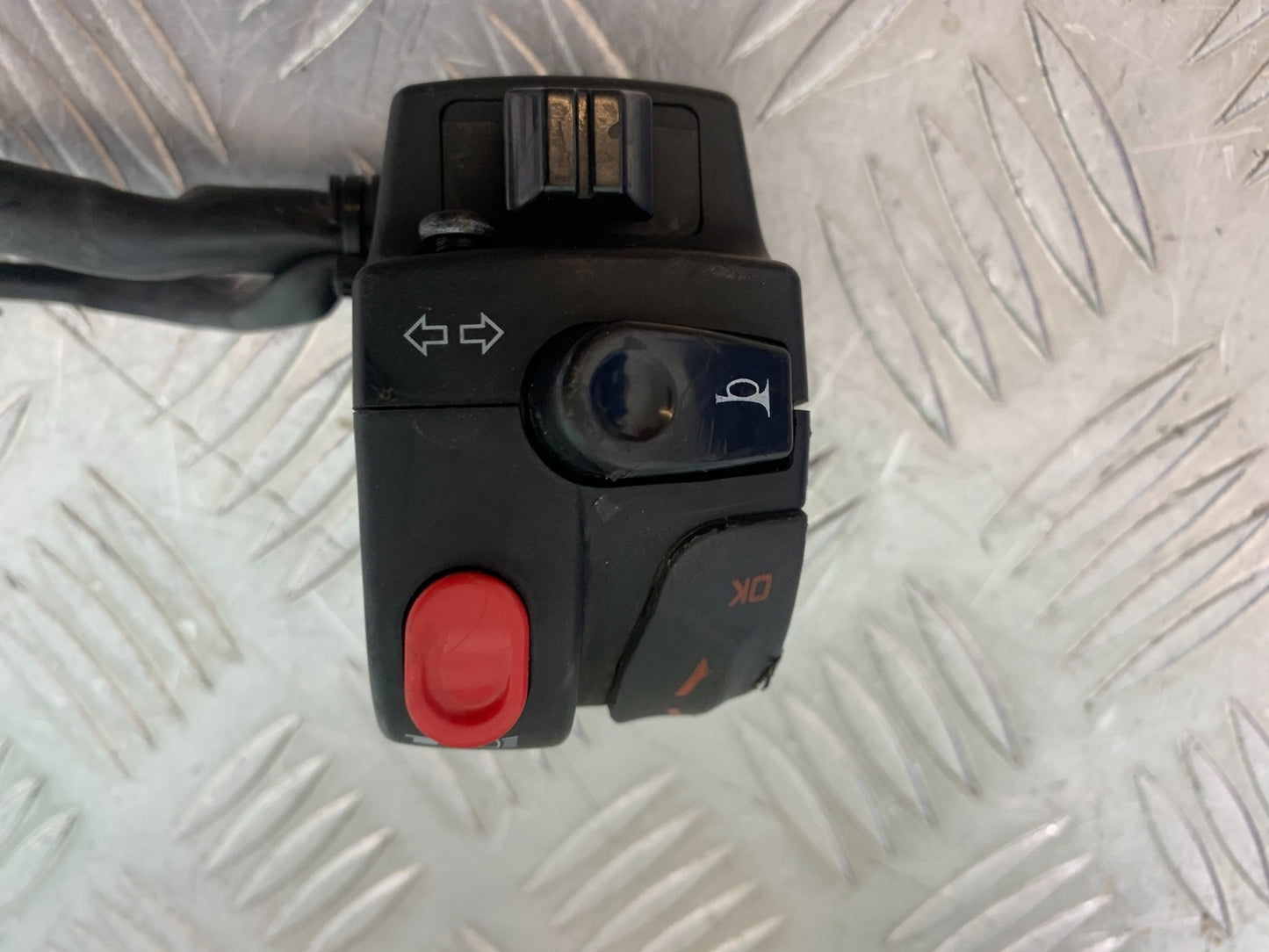 MV AGUSTA 800 F3 LEFT SWITCH GEAR YEAR 2013-2016 (CMB1152)