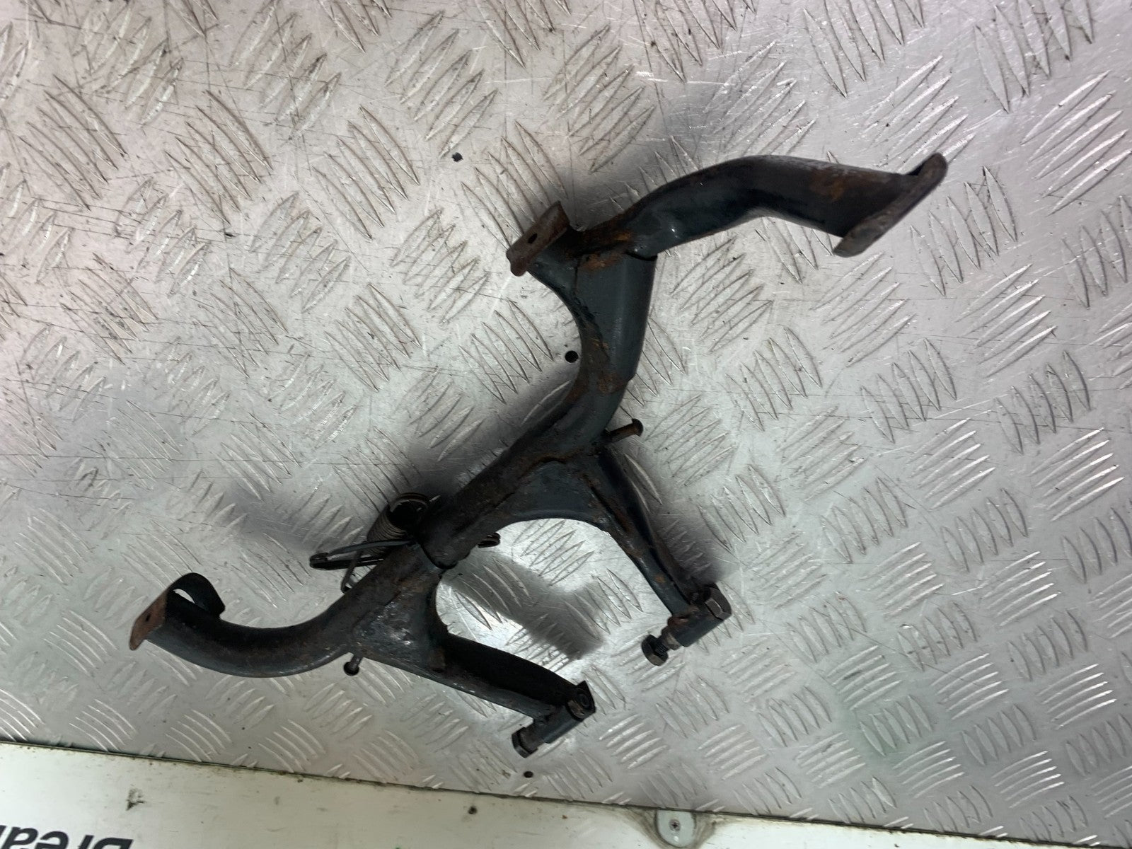 KAWASAKI ZZR1100 D CENTER STAND YEAR 1993-2001 (CMB1289)