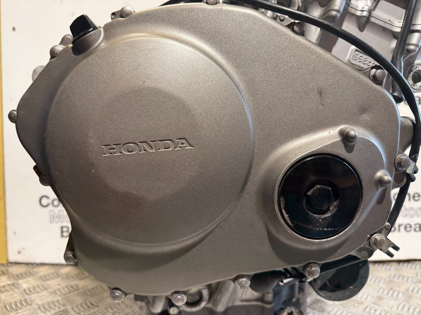 HONDA CBR1000RR CBR 1000 RR FIREBLADE SC57 ENGINE YEAR 2006 2007 (CMB1220)