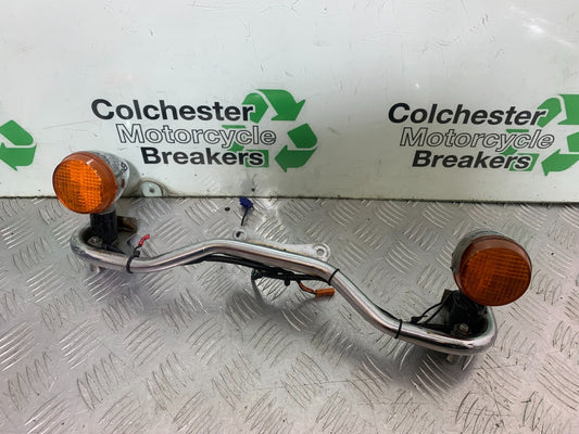 HONDA VT750 SHADOW FRONT INDICATORS AND BRACKET  YEAR 2003-2004 (CMB1265)
