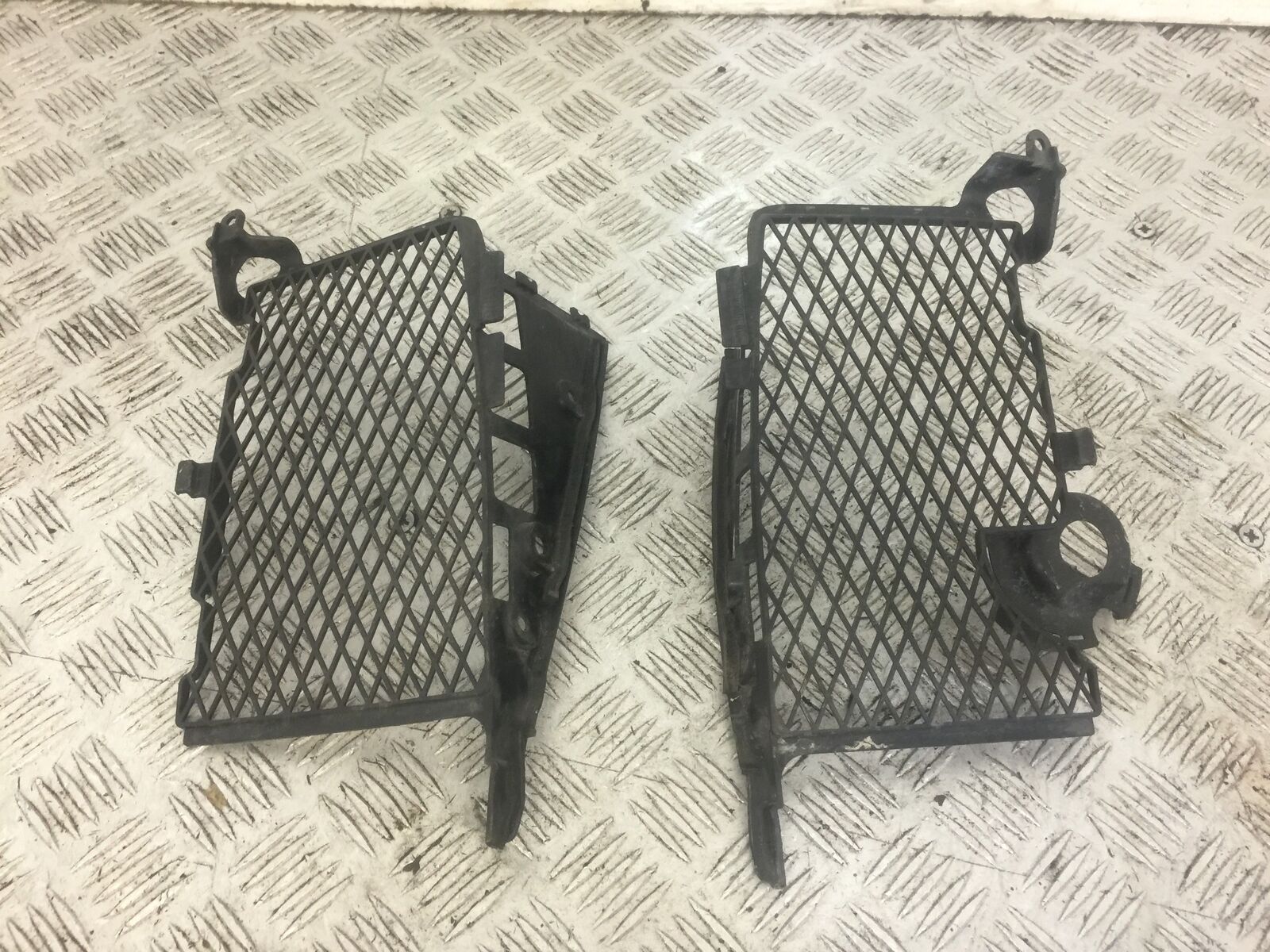 HONDA CRF1000 CRF 1000 L AFRICA TWIN RADIATOR GRILLS  YEAR 2016-2019 (STOCK 695)