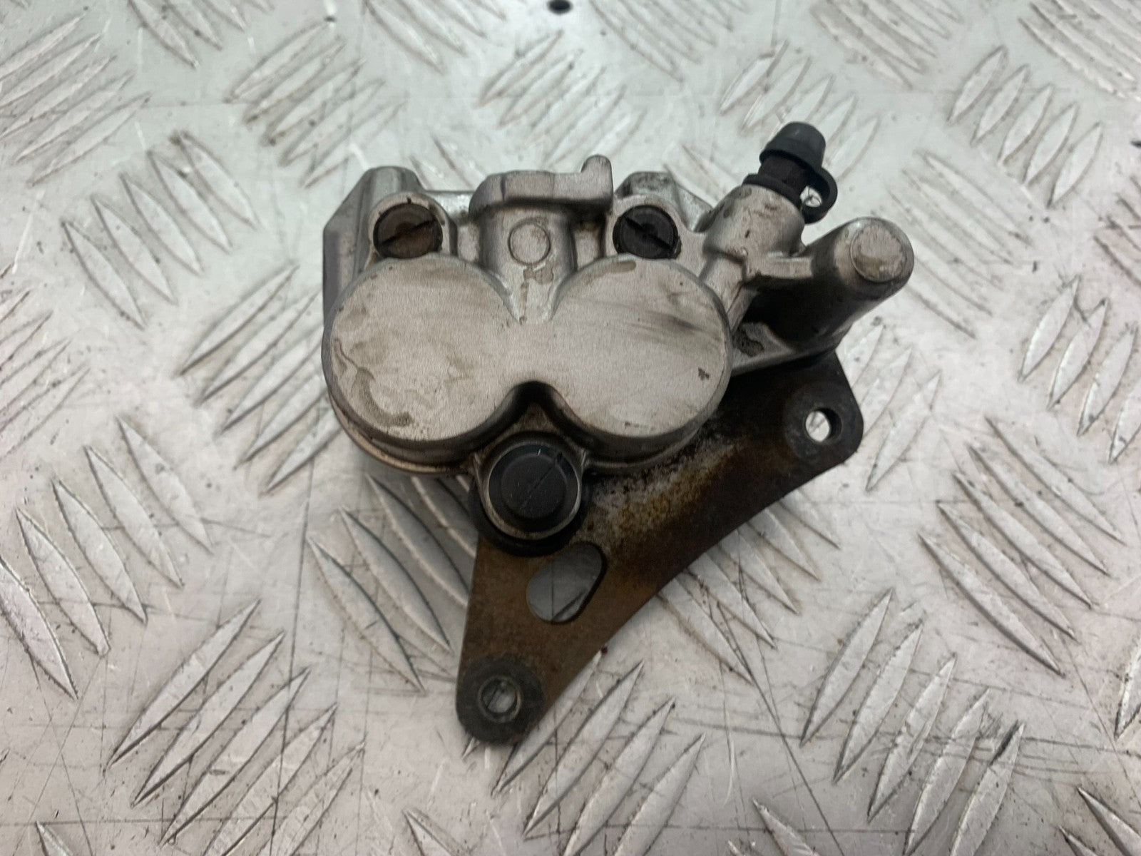 HONDA XL125 VARADERO FRONT BRAKE CALIPER  YEAR 2001-2006  (CMB1210)