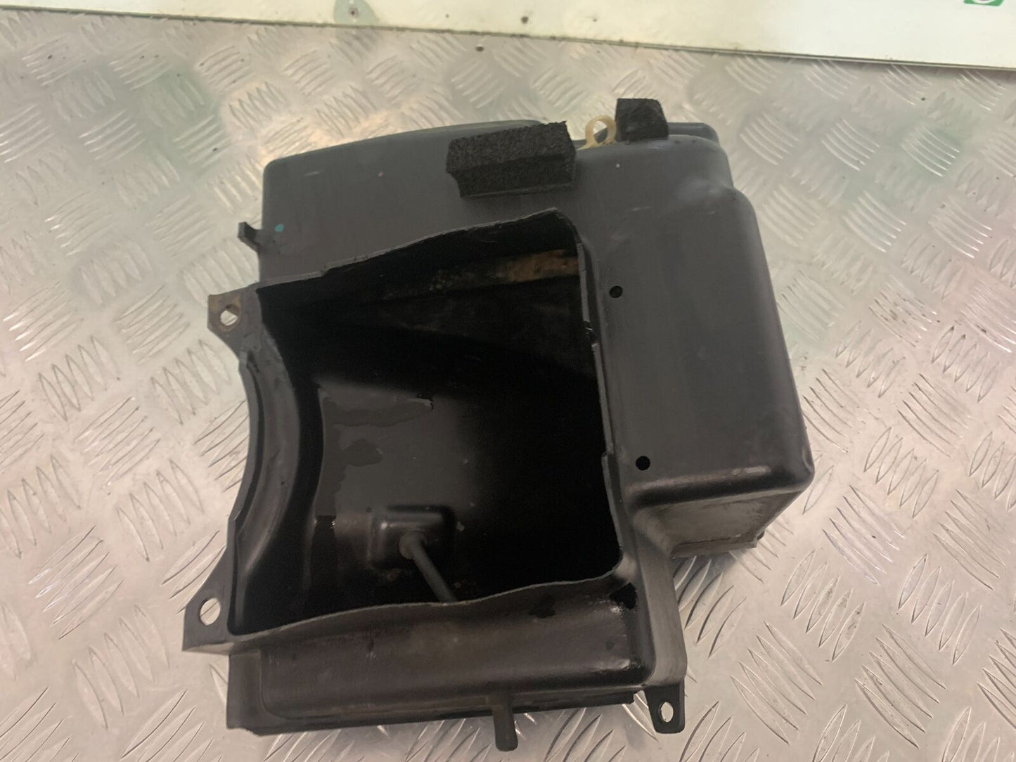 HONDA XL650 V TRANSALP INNER MUDGUARD  YEAR 2001-2006 (STOCK 975)