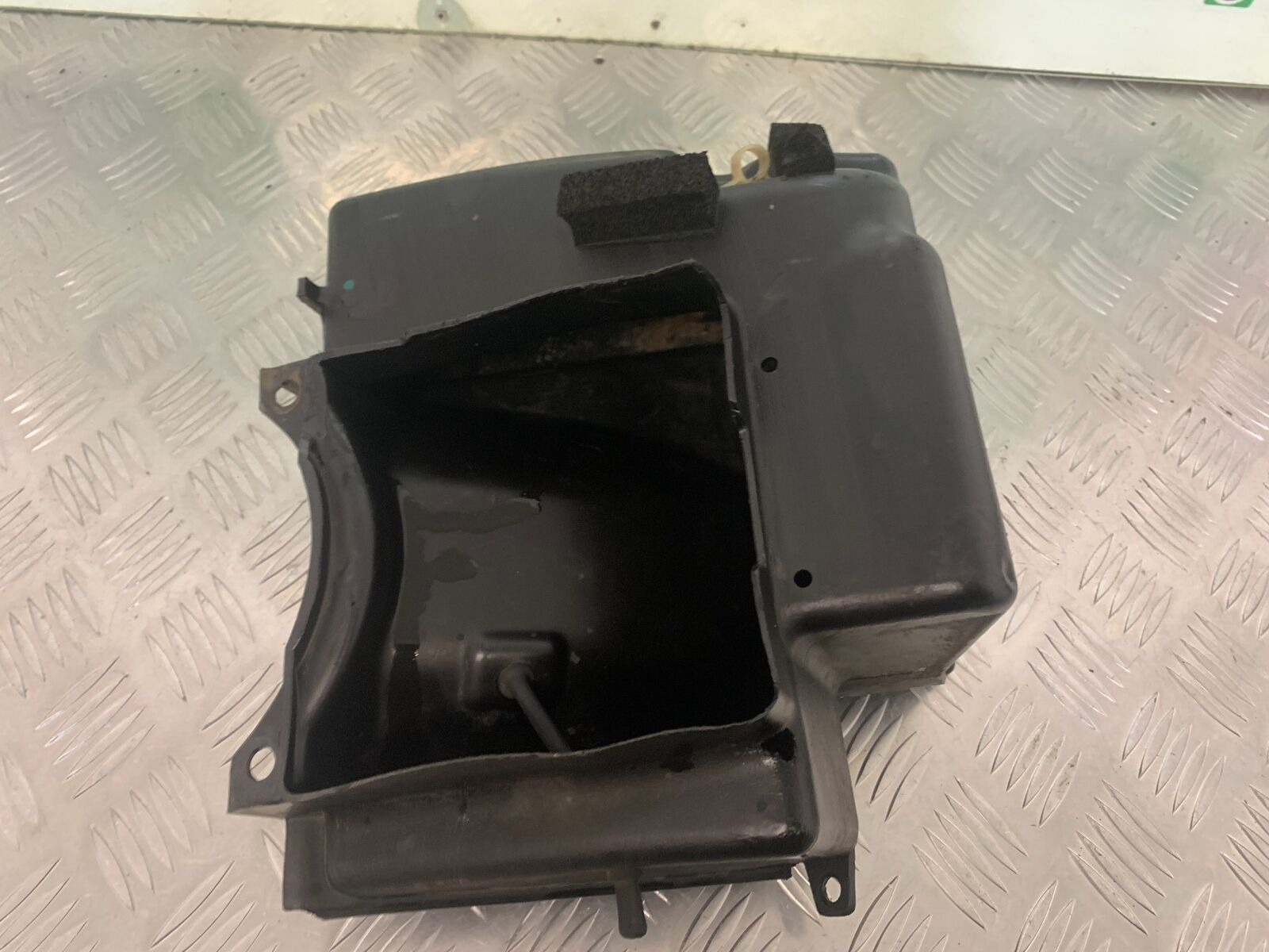 HONDA XL650 V TRANSALP INNER MUDGUARD  YEAR 2001-2006 (STOCK 975)