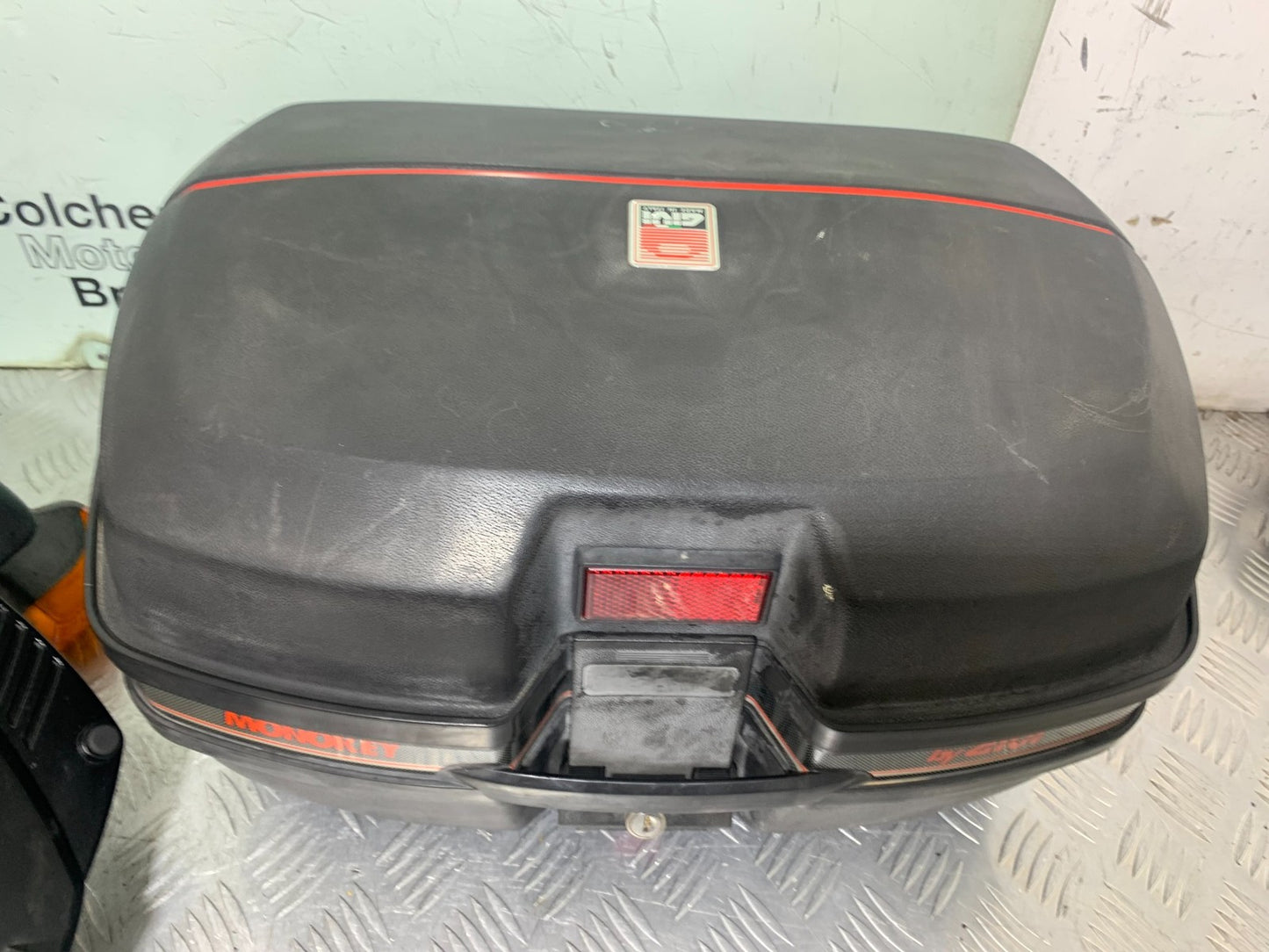 YAMAHA XJ900 DIVERSION MONOKEY RACK & GIVI TOP BOX   YEAR 1994-2002(CMB1292)