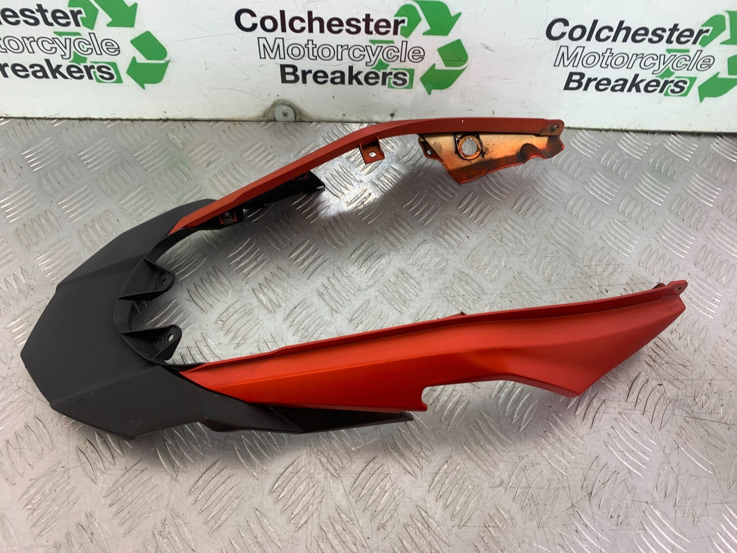 KAWASAKI 650 VERSYS TAIL PIECE SEAT UNIT YEAR 2015-2018 (CMB1288)