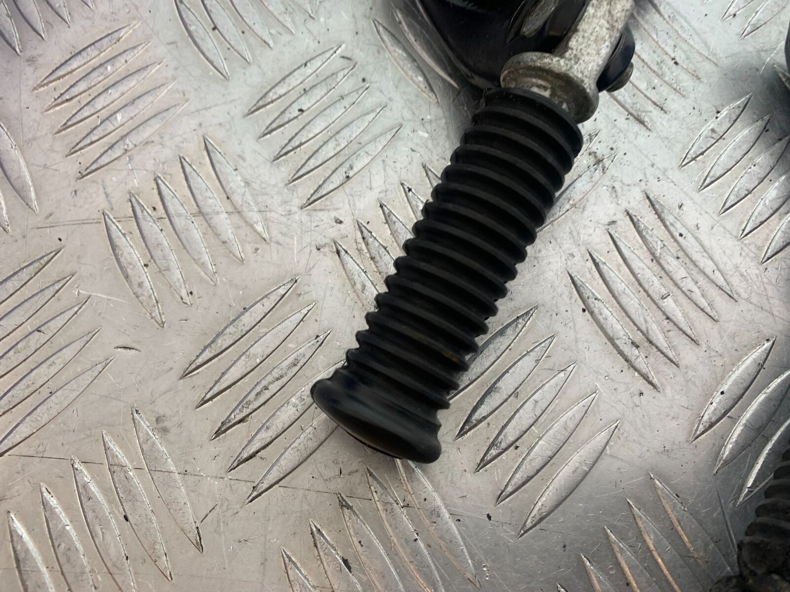 HARLEY DAVIDSON XL883 N IROD PEGS AND BRACKETS YEAR 2020  (CMB1116)