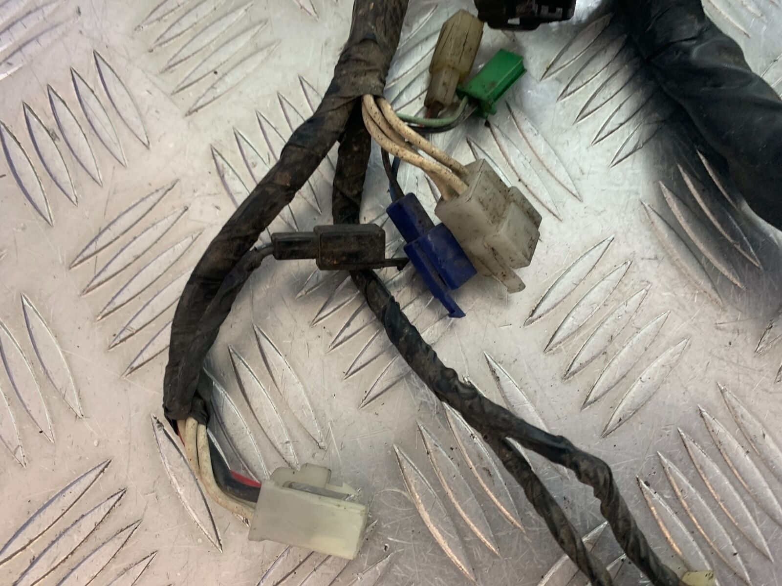 YAMAHA YZF600 YZF 600 THUNDERCAT WIRING LOOM   1996-2003 (CMB1134)