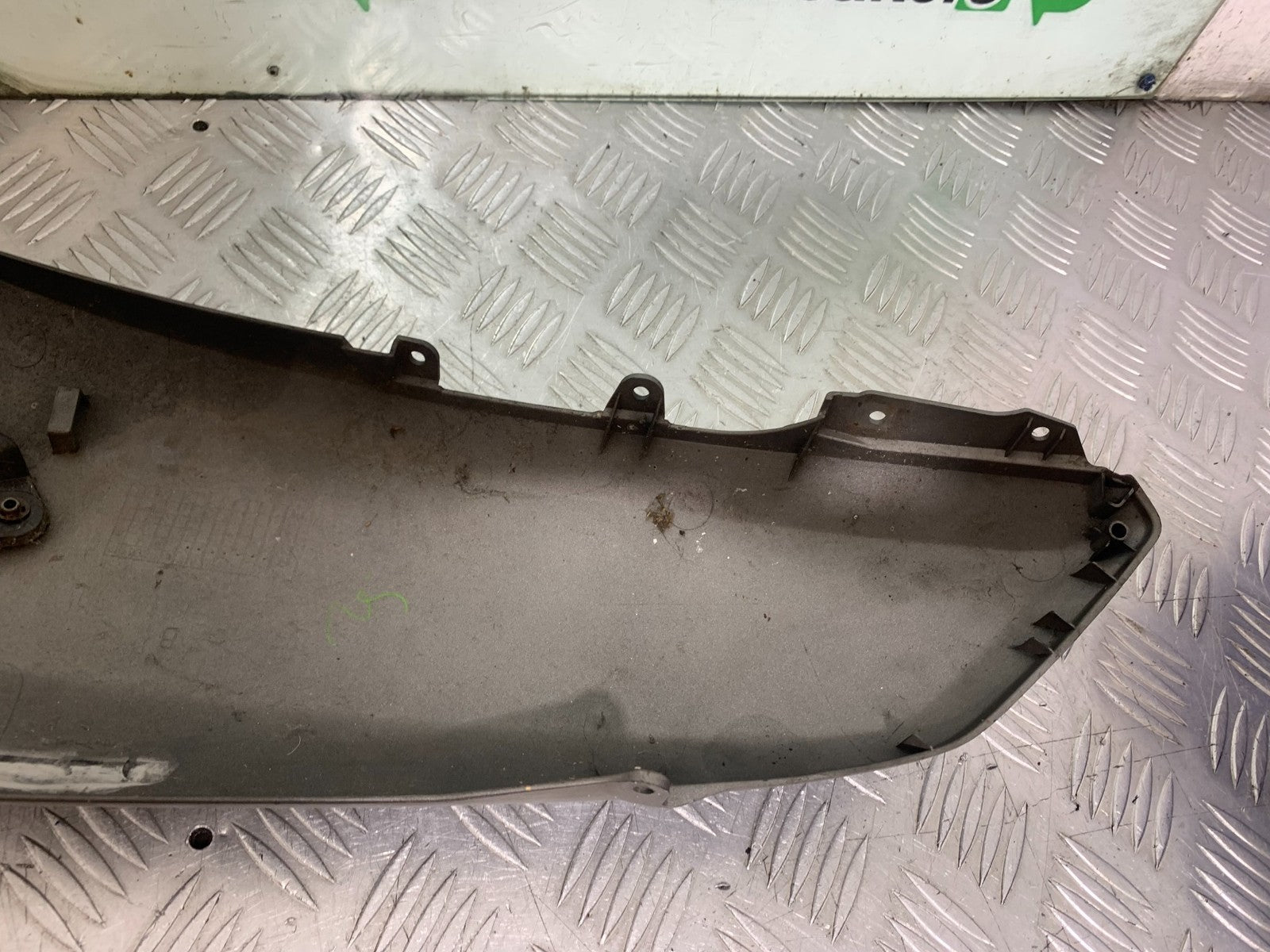 YAMAHA NMAX-125 N MAX 125 LEFT SEAT PANEL  YEAR 2015-2020  (CMB1231)