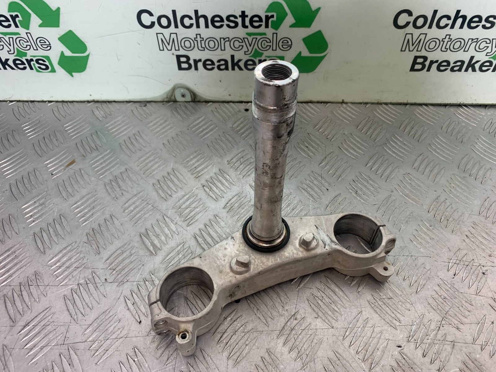 APRILIA RSV1000 R FACTORY MILLE BOTTOM YOKE 2004-09 (CMB1203)