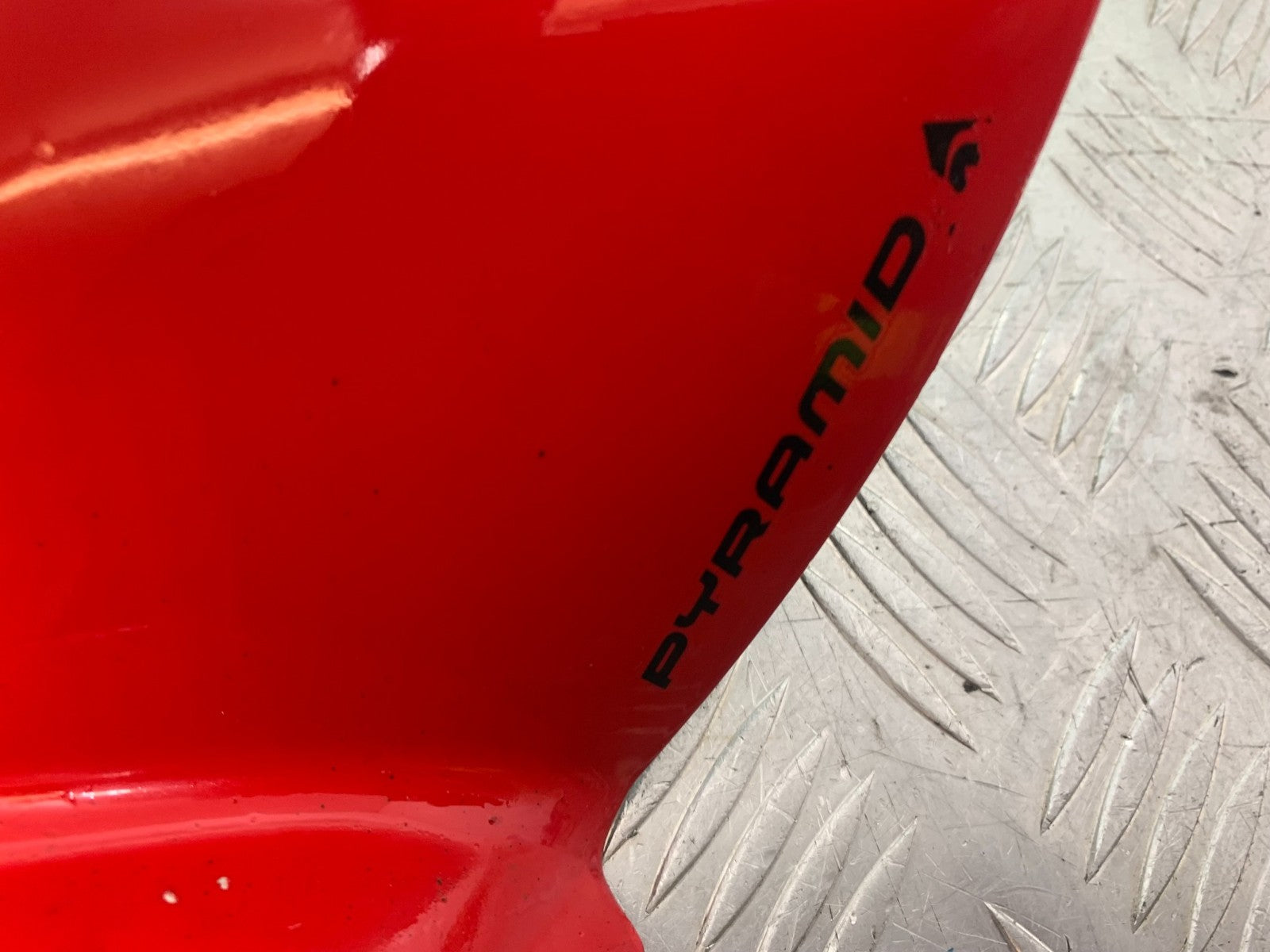 TRIUMPH 675 STREET TRIPLE R REAR HUGGER  YEAR 2013 - 2016 (CMB1221)