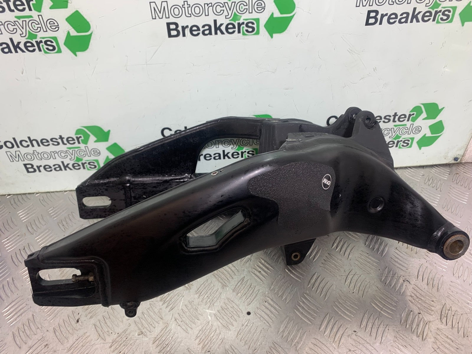 HONDA CBR1000 rr FIREBLADE SWINGARM  YEAR 2012-2016 (CMB1198)