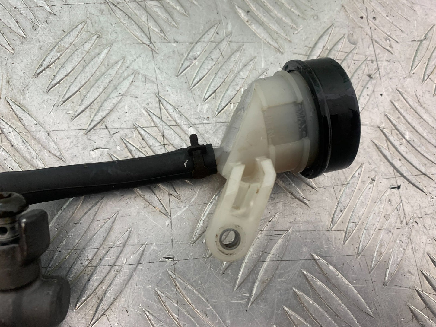 BMW R1200 R 1200 GS REAR MASTER CYLINDER  YEAR 2013-2016 (CMB1257)