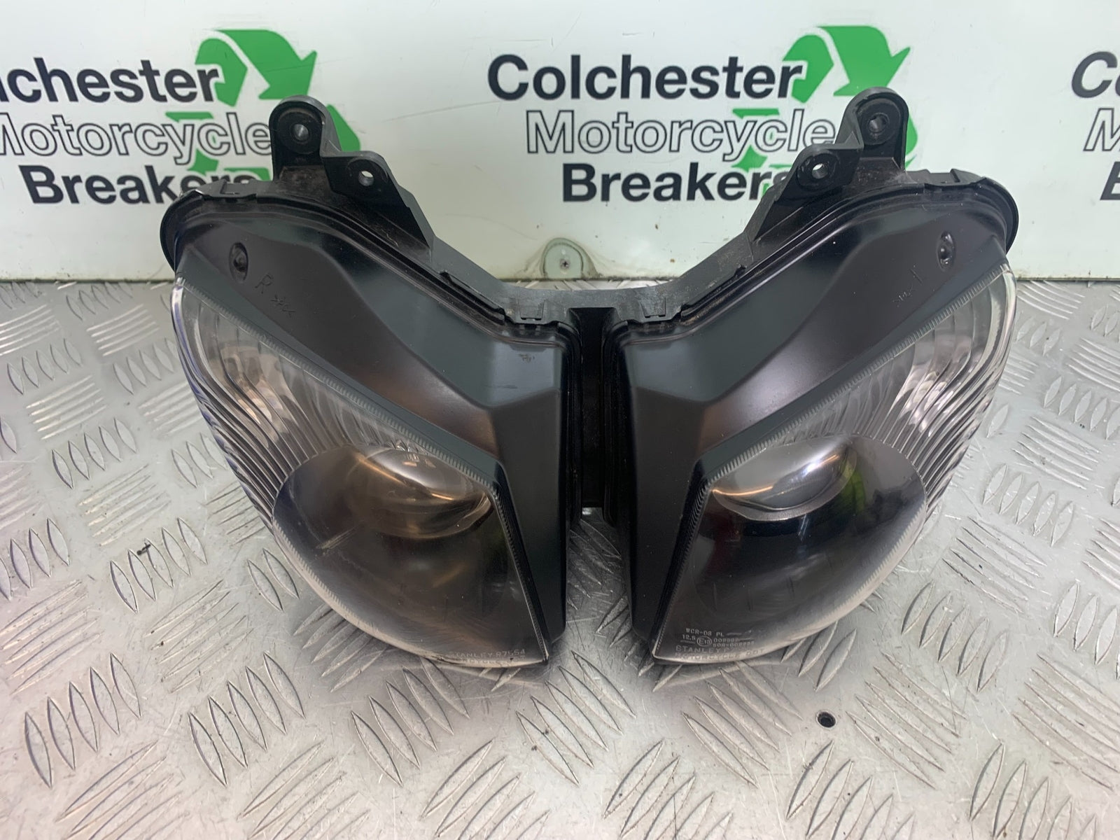 KAWASAKI ZX6R HEADLIGHT  YEAR 2009-2012 (CMB1136)
