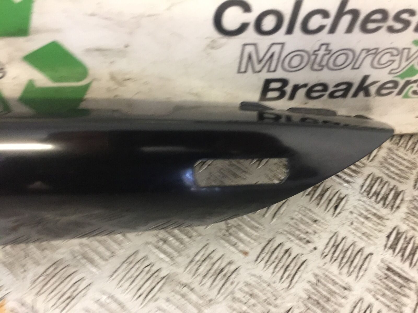 KAWASAKI GTR1400 GTR 1400 LEFT SEAT PANEL  YEAR 2010 (STOCK 716)