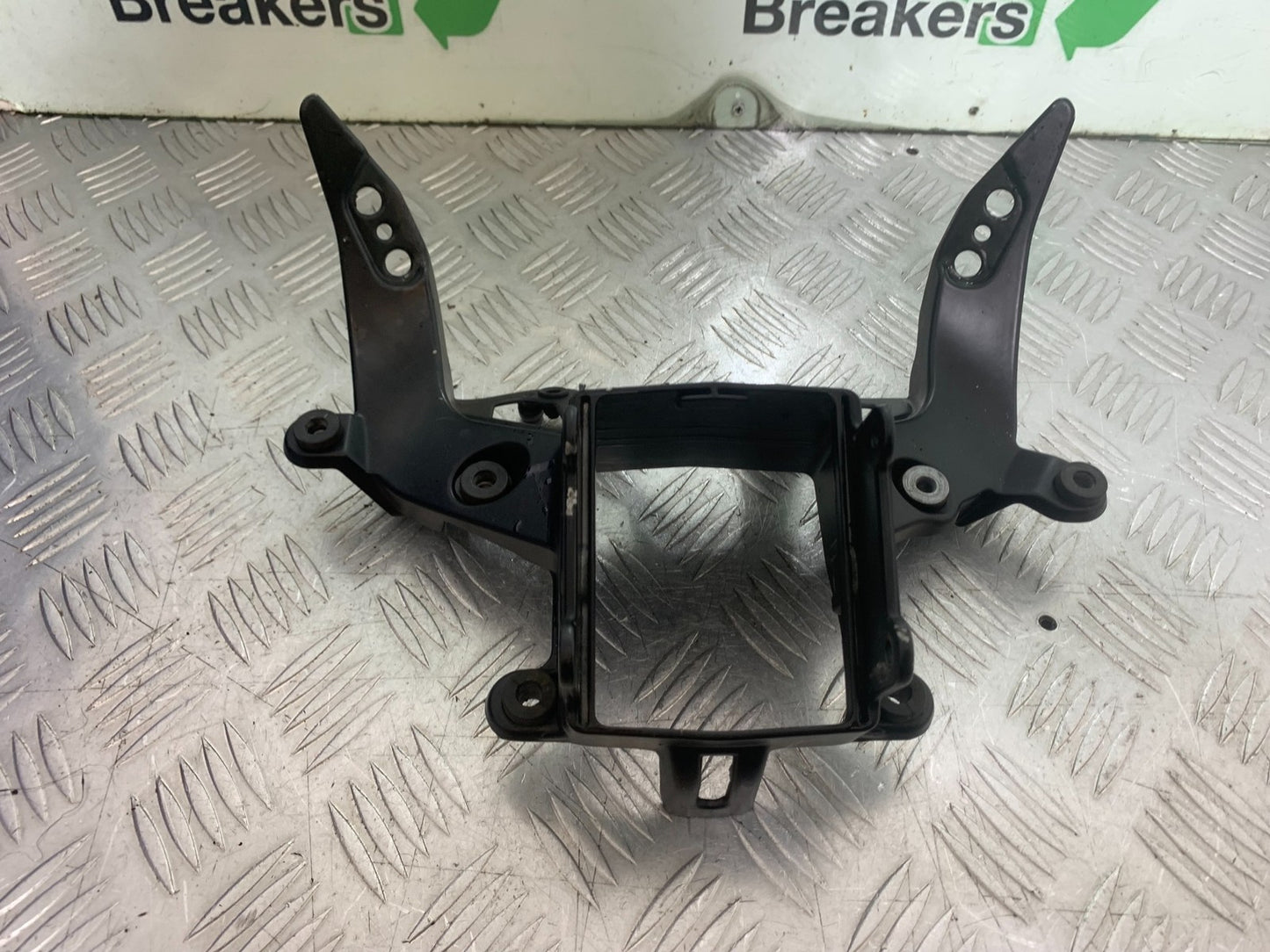 BMW S1000 RR FAIRING BRACKET   YEAR 2015-2018 (CMB1246)