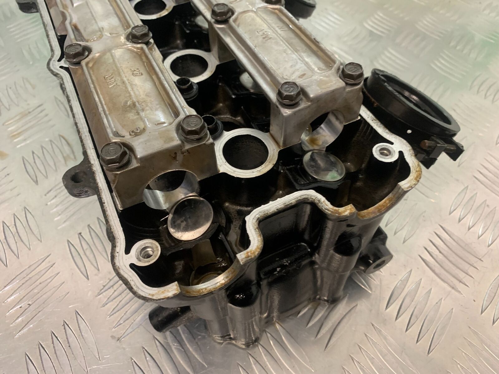 HONDA CBR1100 BLACKBIRD CYLINDER HEAD   YEAR 1999-05 (STOCK 961)