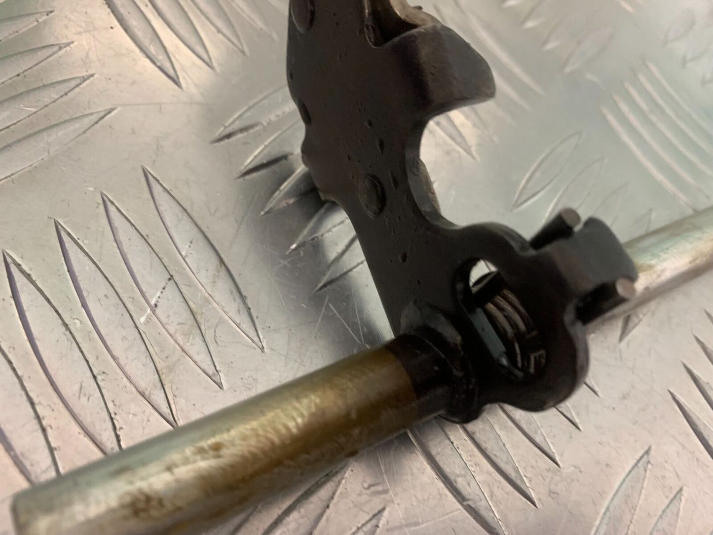 HONDA CBR1100 BLACKBIRD GEAR SHAFT   YEAR 1999-05 (STOCK 961)